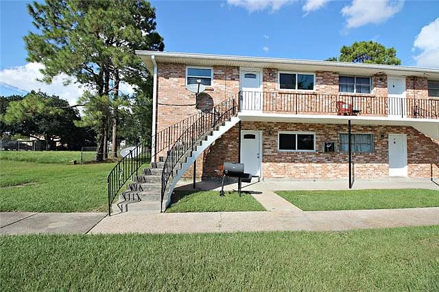 509 Omega St #D — Photo 14