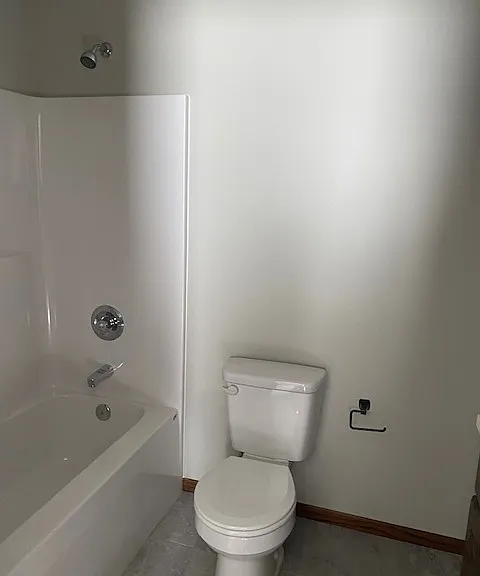 421 S Tulip St — Photo 10