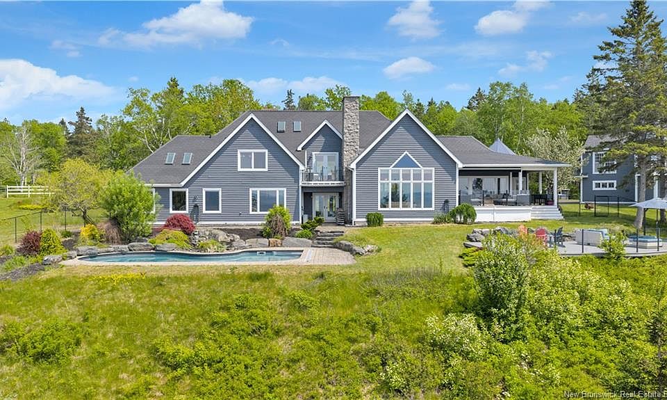1st image of 485 Mascarene Rd