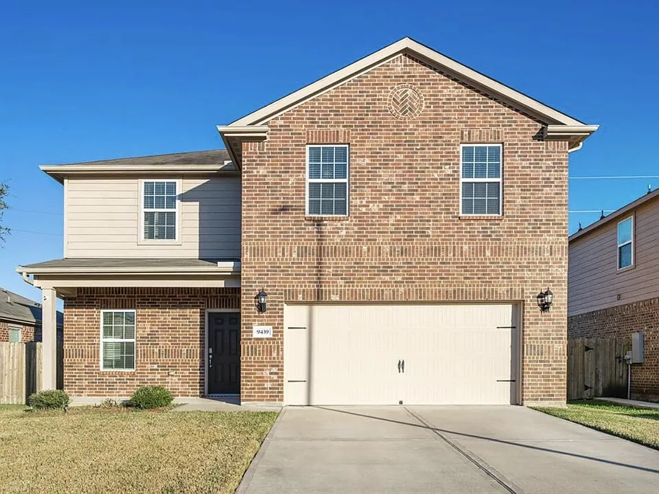 9439 Grand Spark Dr