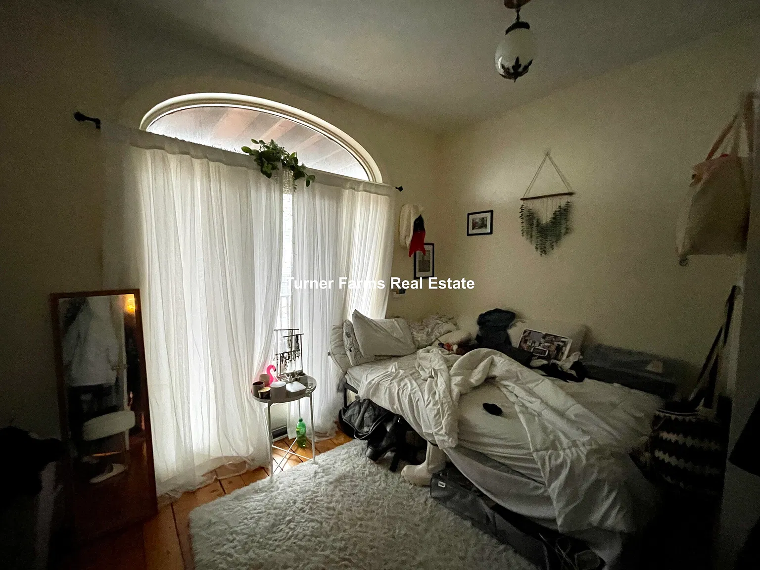 53 Lawn St — Photo 4