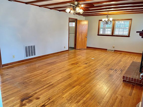 2nd image of 103 Averett Ct