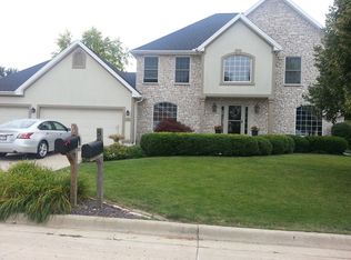5 Scofield Ct, Bloomington, IL
