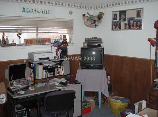 5th image of 2712 Constantine Ave