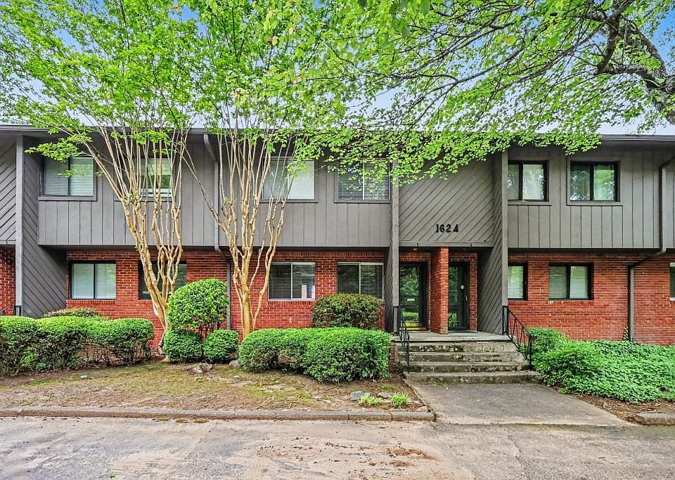 1st image of 1624 Briarcliff Rd NE APT 3