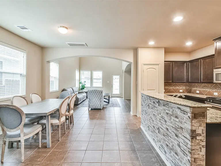 18226 Chianti Ridge Dr — Photo 10