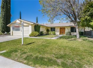28221 Robin Ave, Santa Clarita, CA 91350