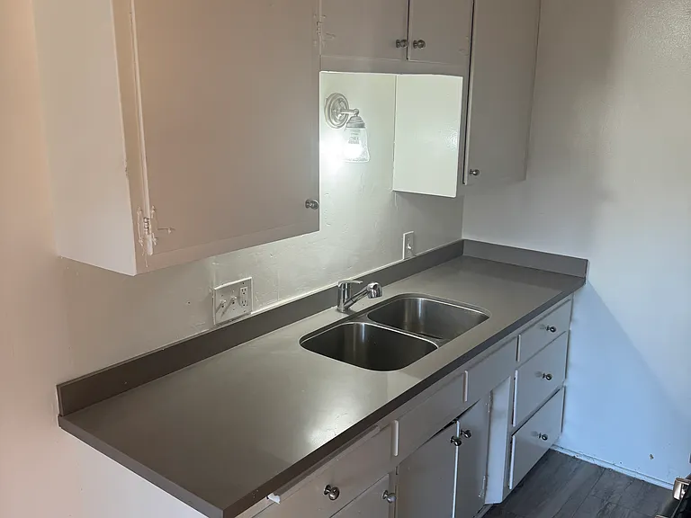 3117 Colorado Ave #E1 — Photo 15