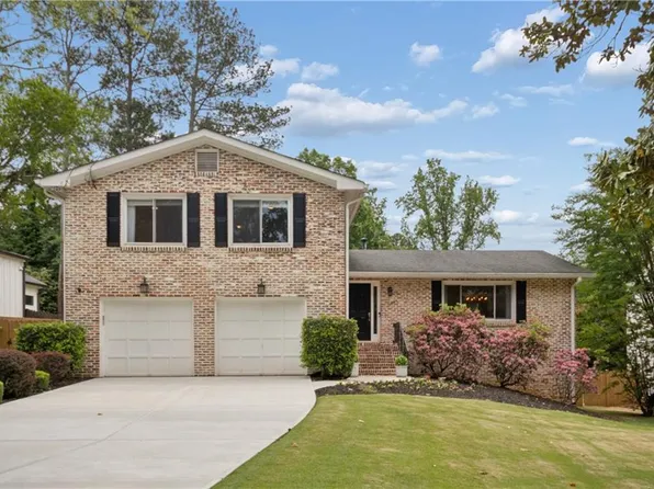 1493 Runnymeade Rd, Atlanta, GA 30319