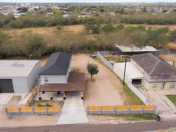 3rd image of 3105 N Escobares Loop