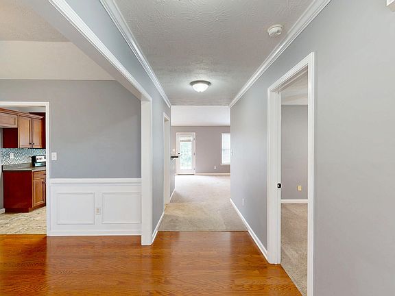 5th image of 3028 Pepperhill Drive