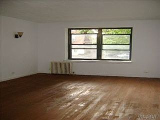 4th image of 22-35 75th St Unit D-1