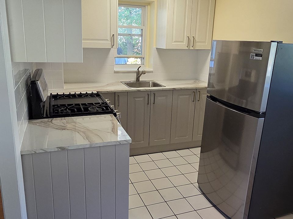 1st image of 328 Kimball Ave