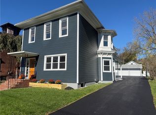 52 High St, Geneva, NY 14456