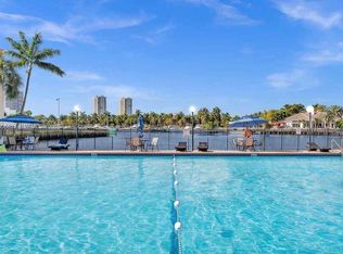 701 Three Islands Blvd APT 120, Hallandale Beach, FL 33009