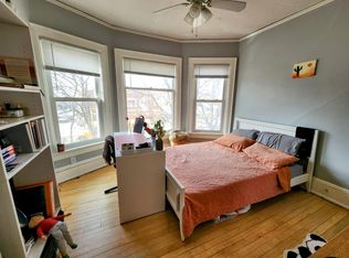 2204 E Locust St, Milwaukee, WI 53211