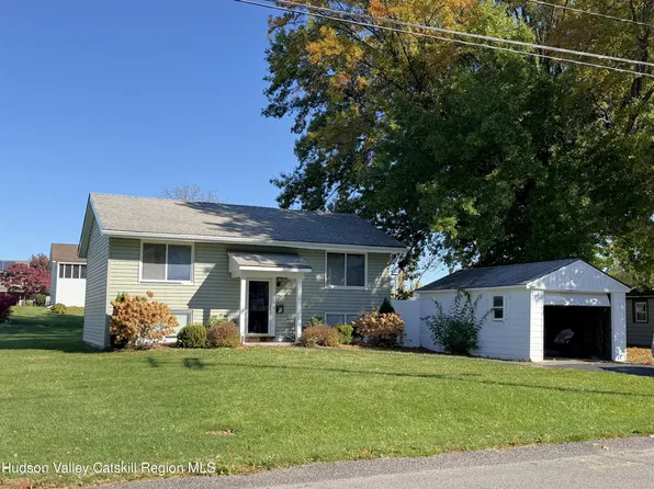 12 Charles Street, Hudson, NY 12534