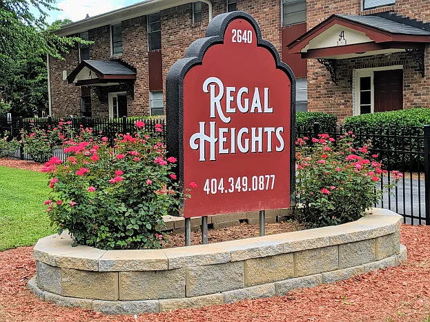 Regal Heights Apartments — Photo 8