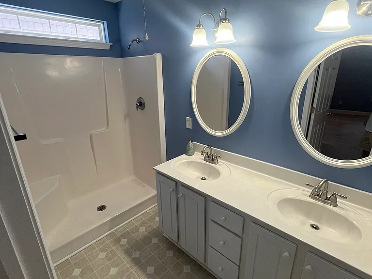 5218 Minnesota Dr — Photo 13