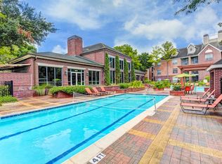 10X Woodway Square, Houston, TX 77057