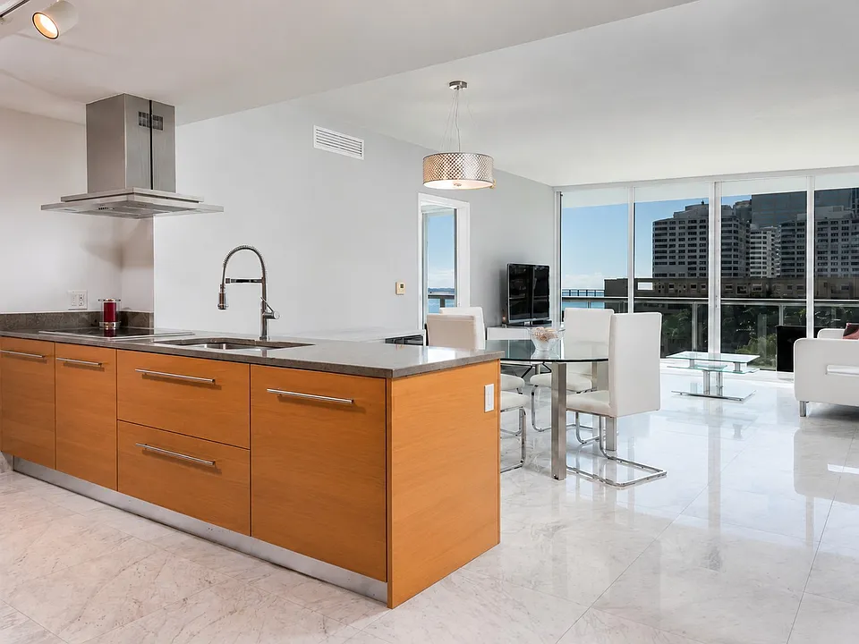 495 Brickell Ave #705