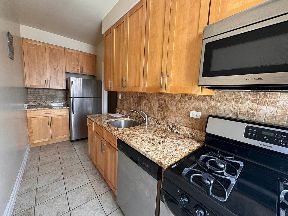 1st image of 4141 41st St APT 4