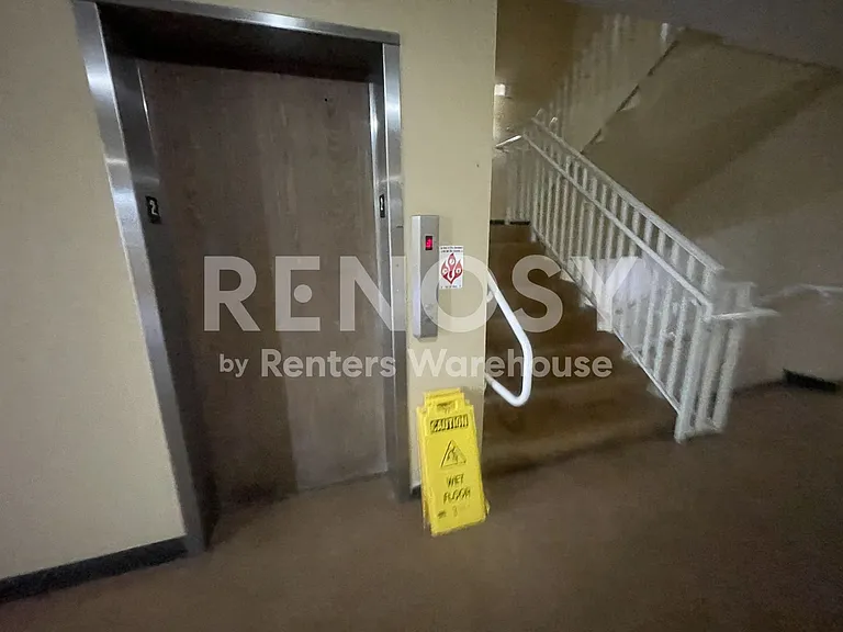 2402 Ecuadorian Way #28 — Photo 22