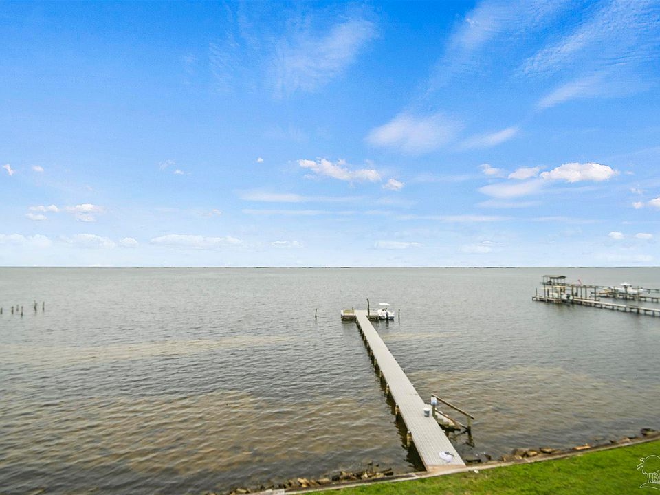 1st image of 5539 Soundside Dr