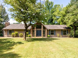 4223 W Lakeview Cir, Louisville, TN 37777