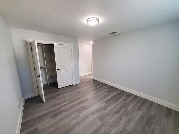 4th image of 600 E 3rd St #2