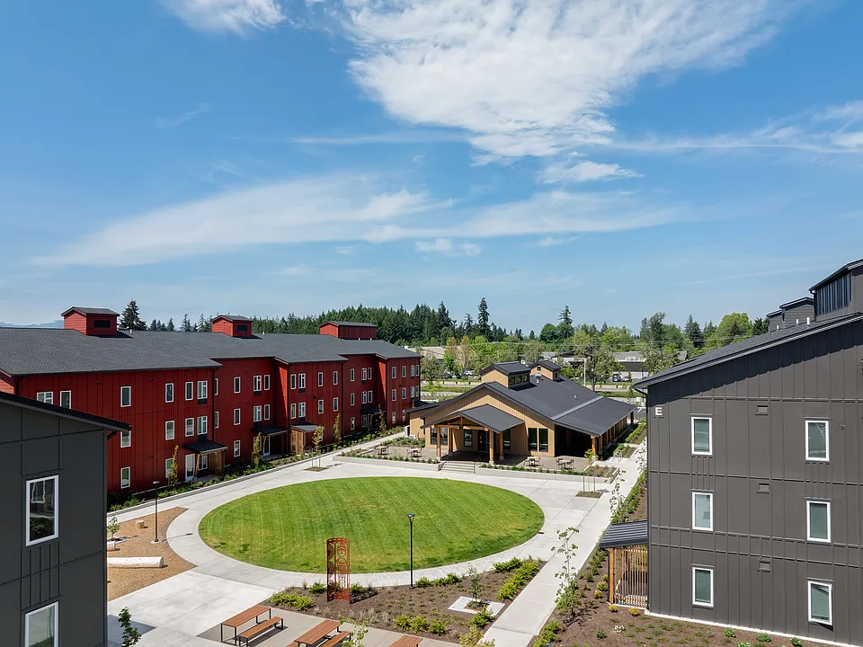 2450 SE Stratus Ave #345