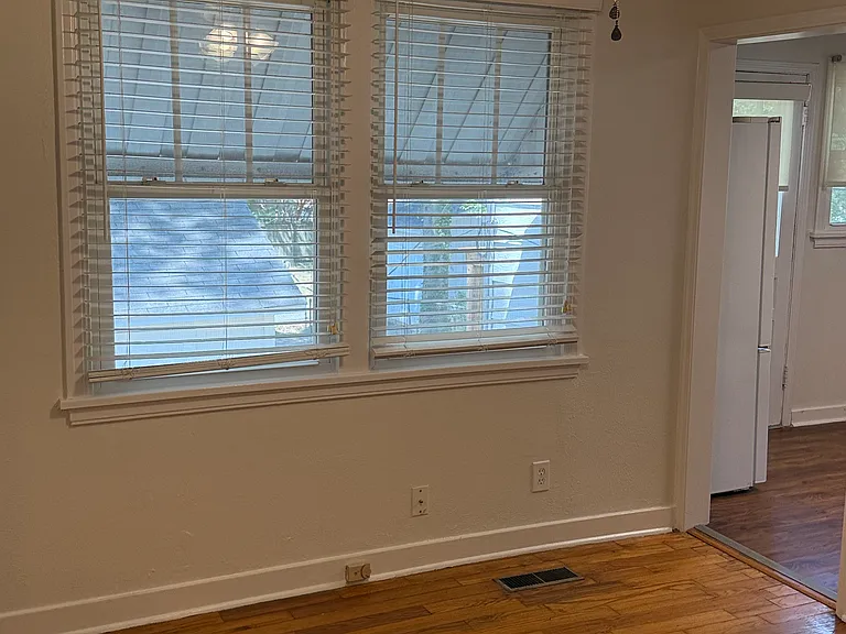 1700 N Grant St — Photo 14