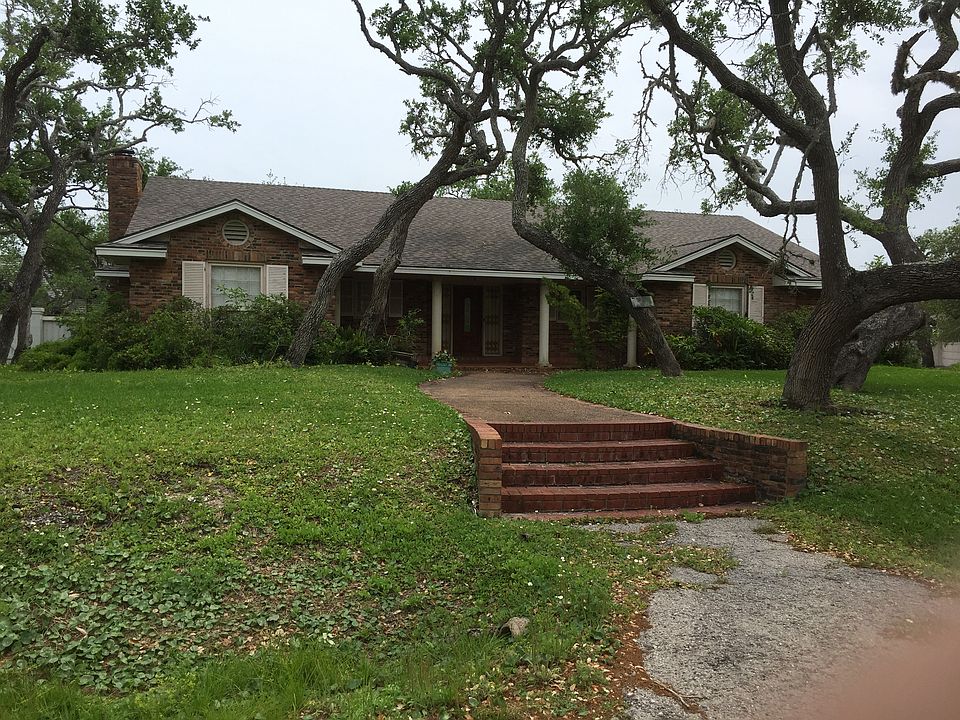 1st image of 1915 Picton Ln