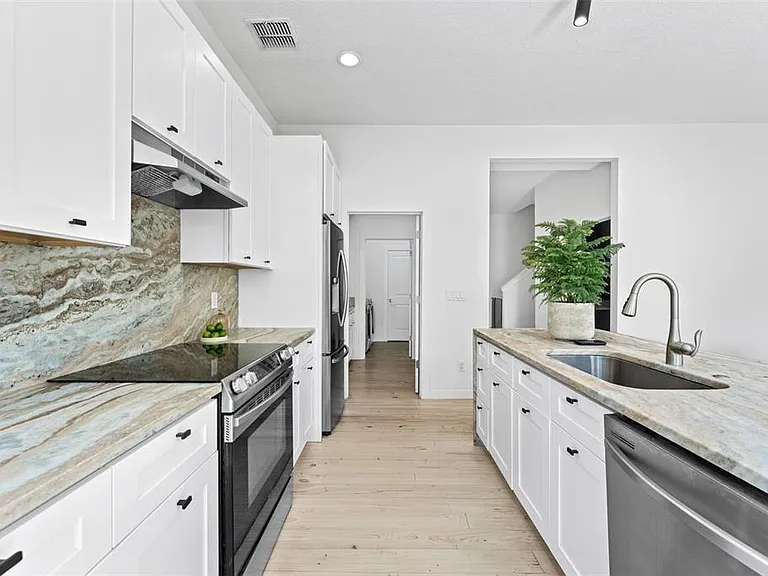 Lake Baldwin Ln — Photo 12