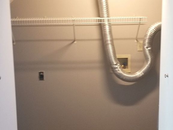 4th image of 3542 Rocky Way Ln