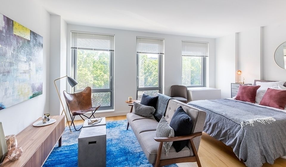 1st image of 535 Carlton Ave APT 717