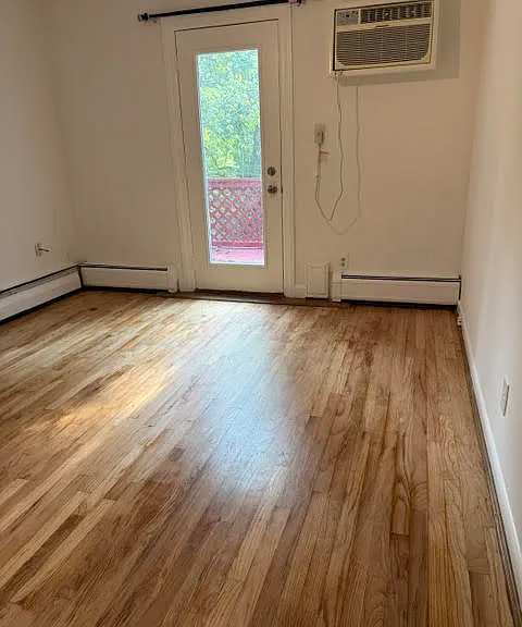 1928 Sutton Rd #4 — Photo 9