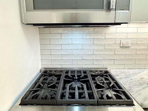 4th image of 170 W End Ave APT 22J