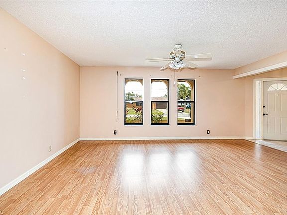 3rd image of 1312 SE 19th ST