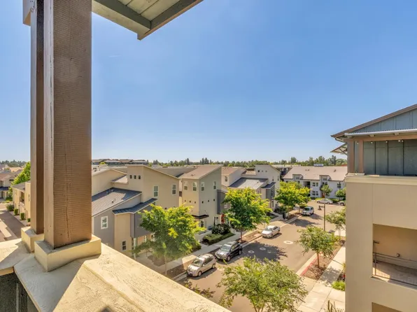 1661 Spring St #432, Davis, CA 95616