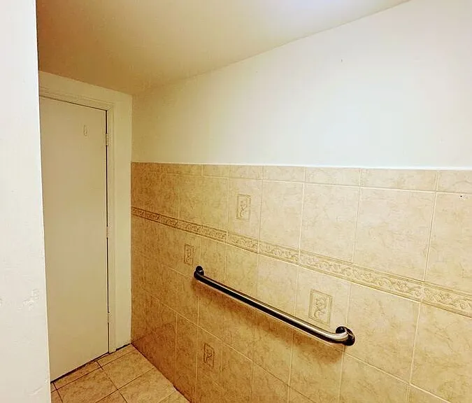 1623 Ogden St #2 — Photo 30