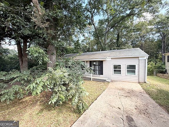 2nd image of 6979 Bruce Cir