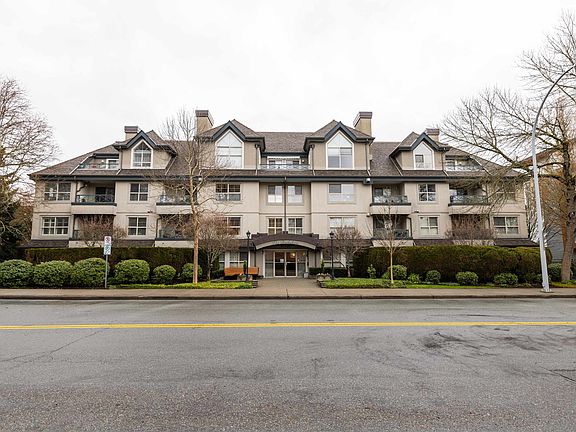 4th image of 15325 17th Ave #207
