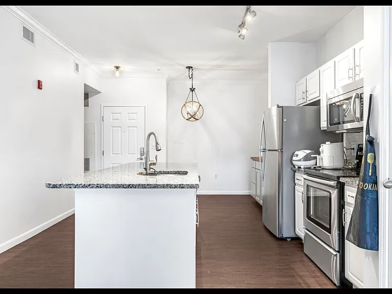 1000 Providence Pl #131 — Photo 4