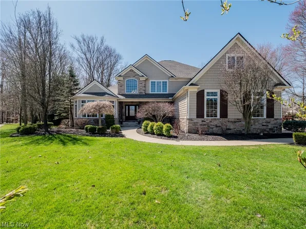 37356 Cherrybank Dr, Solon, OH 44139