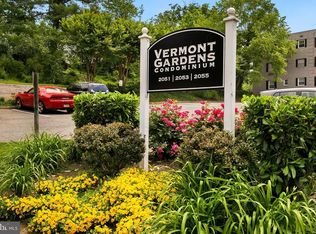 2053 N Woodstock St APT 302, Arlington, VA 22207