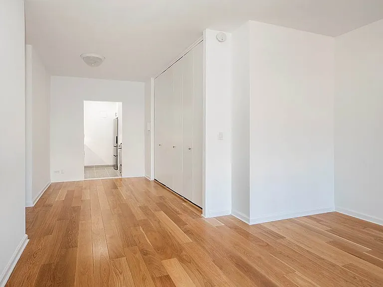 60 E 8th St #6J — Photo 5