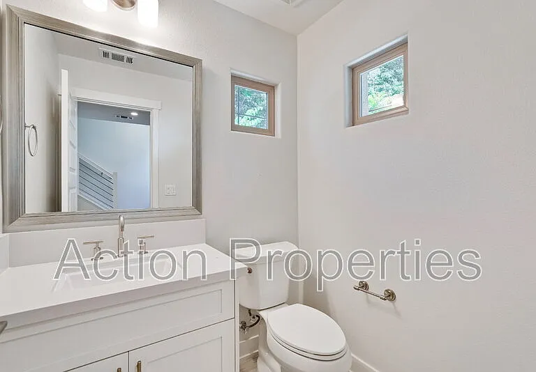 2388 Toledo Ter — Photo 22