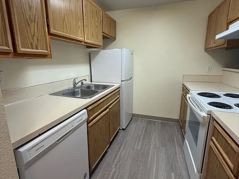 Hazel Dell Ridge Apt — Photo 2