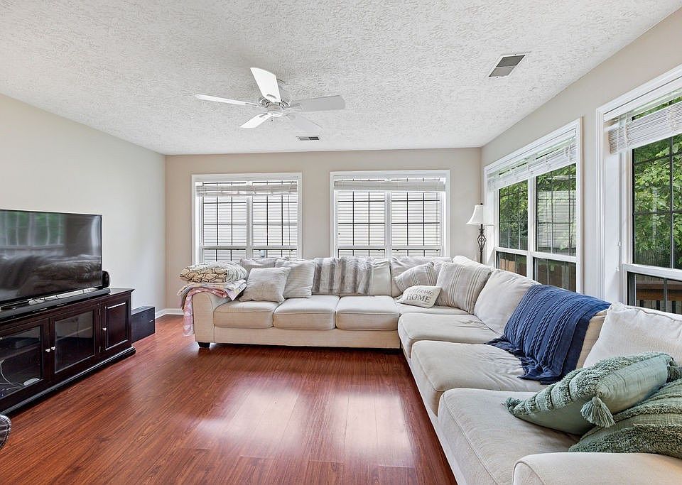1st image of 6145 Hampton Hall Way